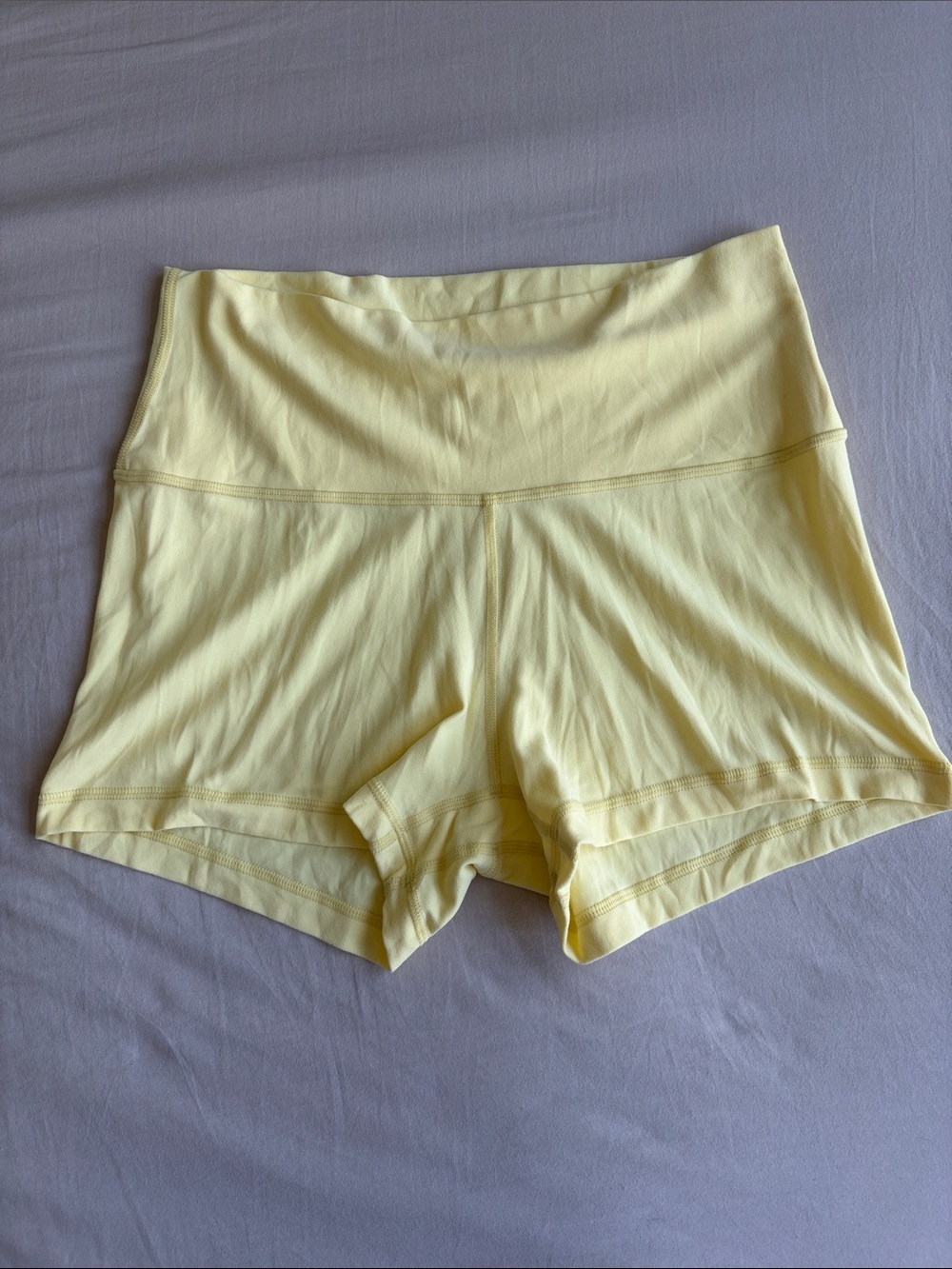 Aritzia Golden - BUTTER Cheeky Hi-Rise 3" Short